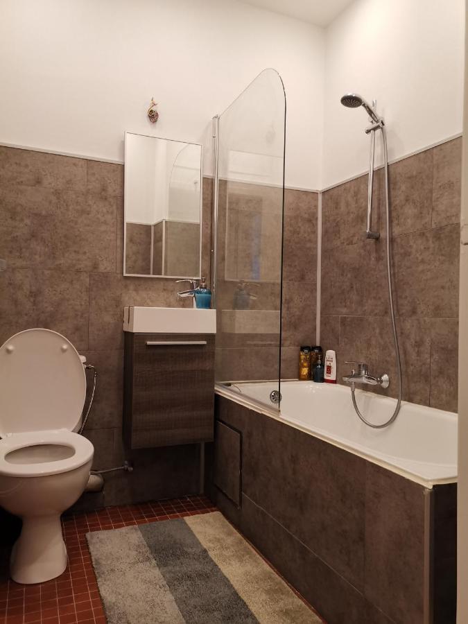 Florya Studio Woluwe Brussel Bagian luar foto